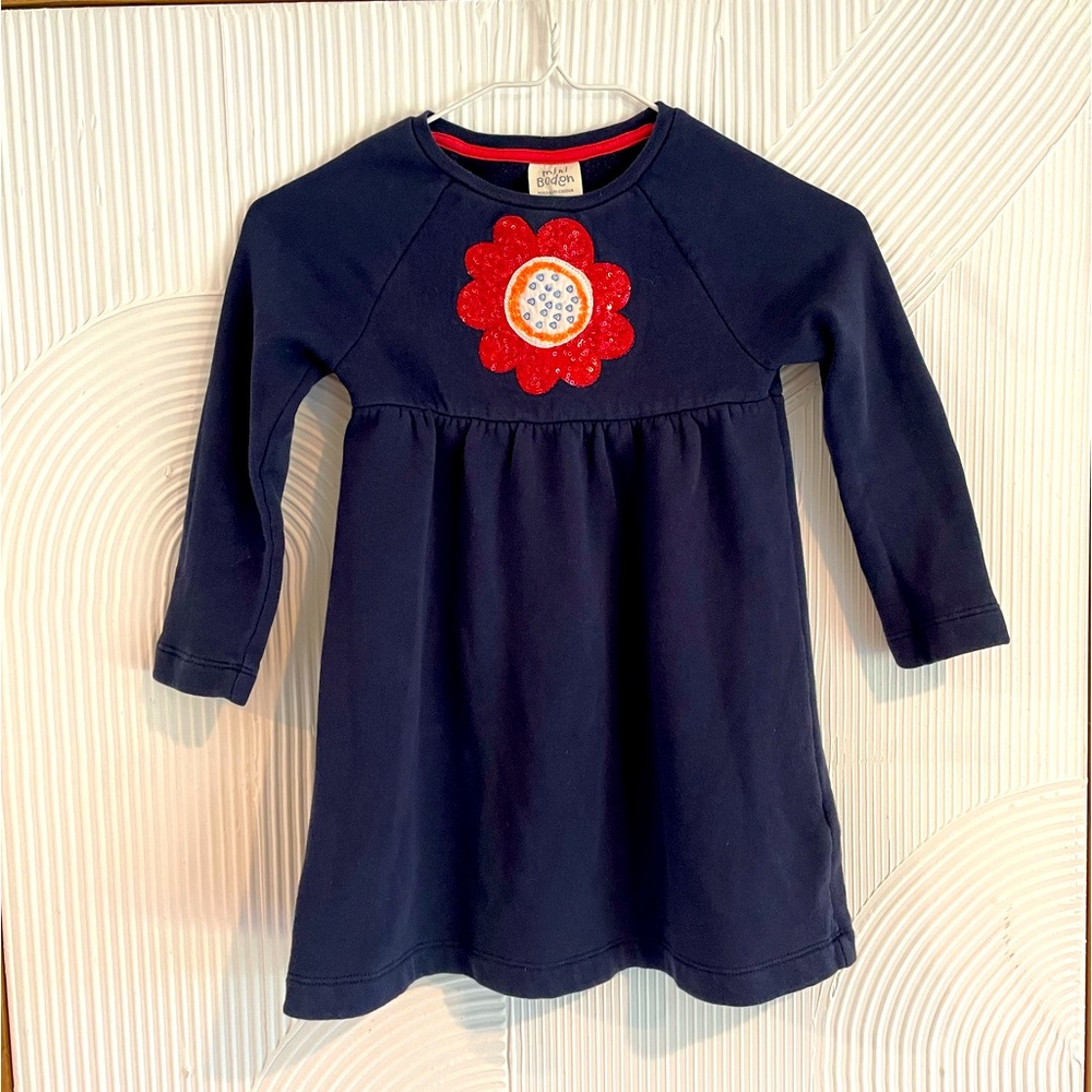 Mini Boden cute girls sweatshirt dress navy sequin flower embroidered size 4-5